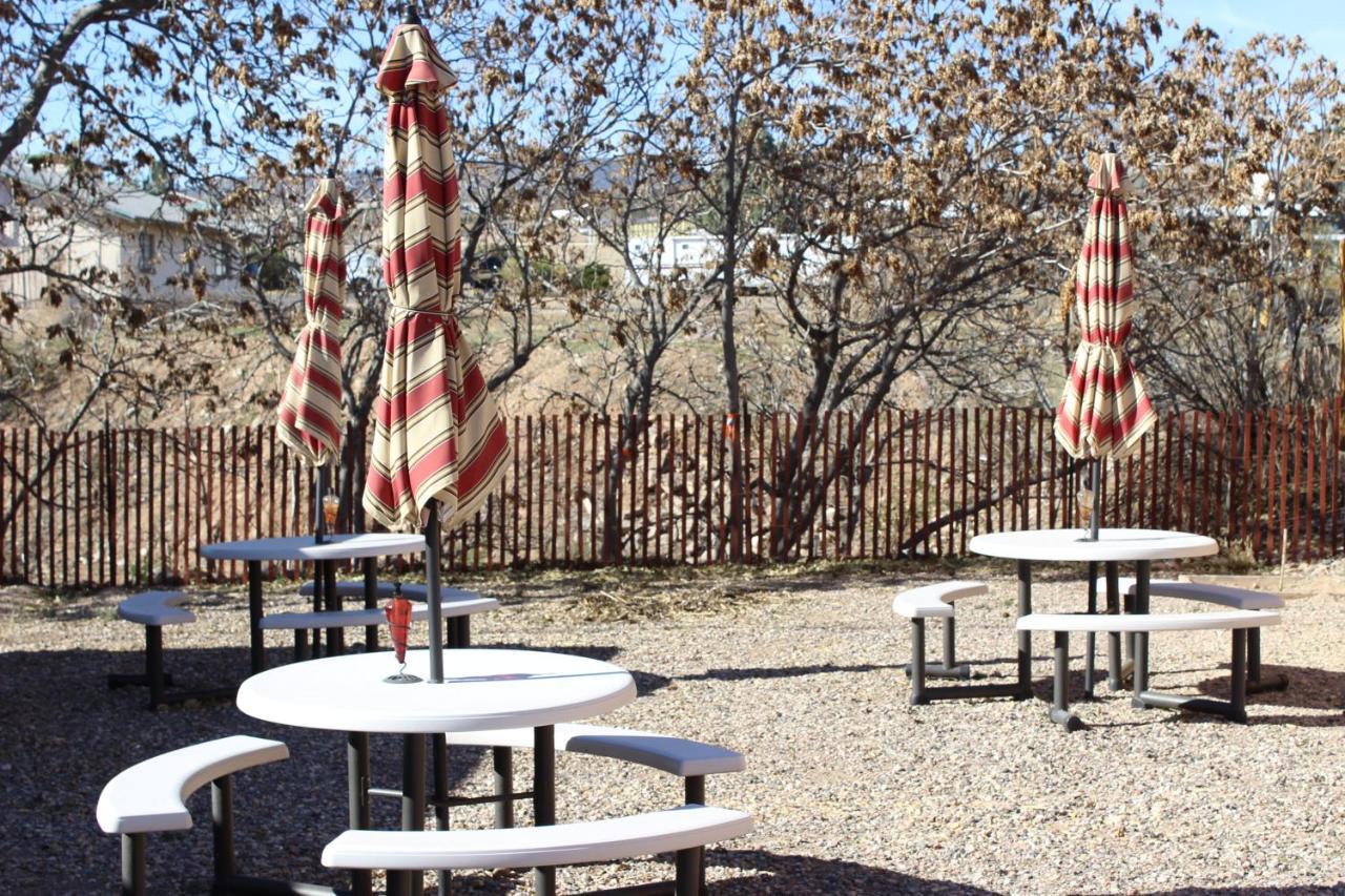 Fort Verde Suites Camp Verde Exterior photo